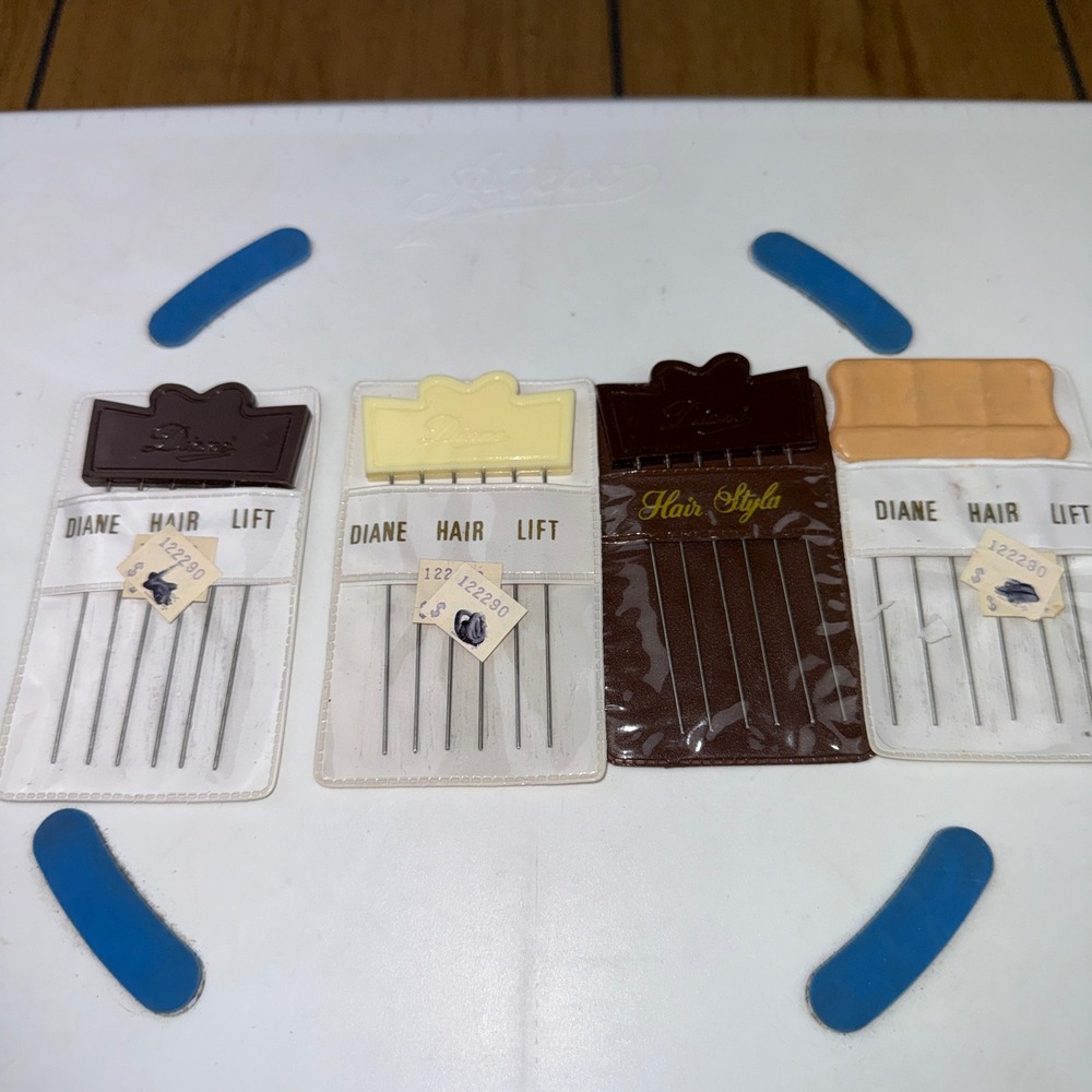 Vintage Diane Hair Lift Metal Pick Combs Set of 4 Made in Hong Kong